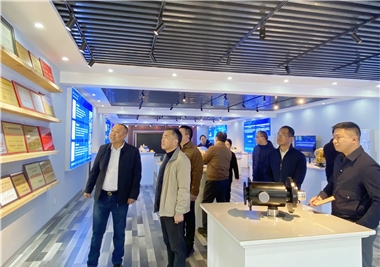 �ϰ���ί����Ź�ɭ����ָ��  ���󹲻����쿪չ